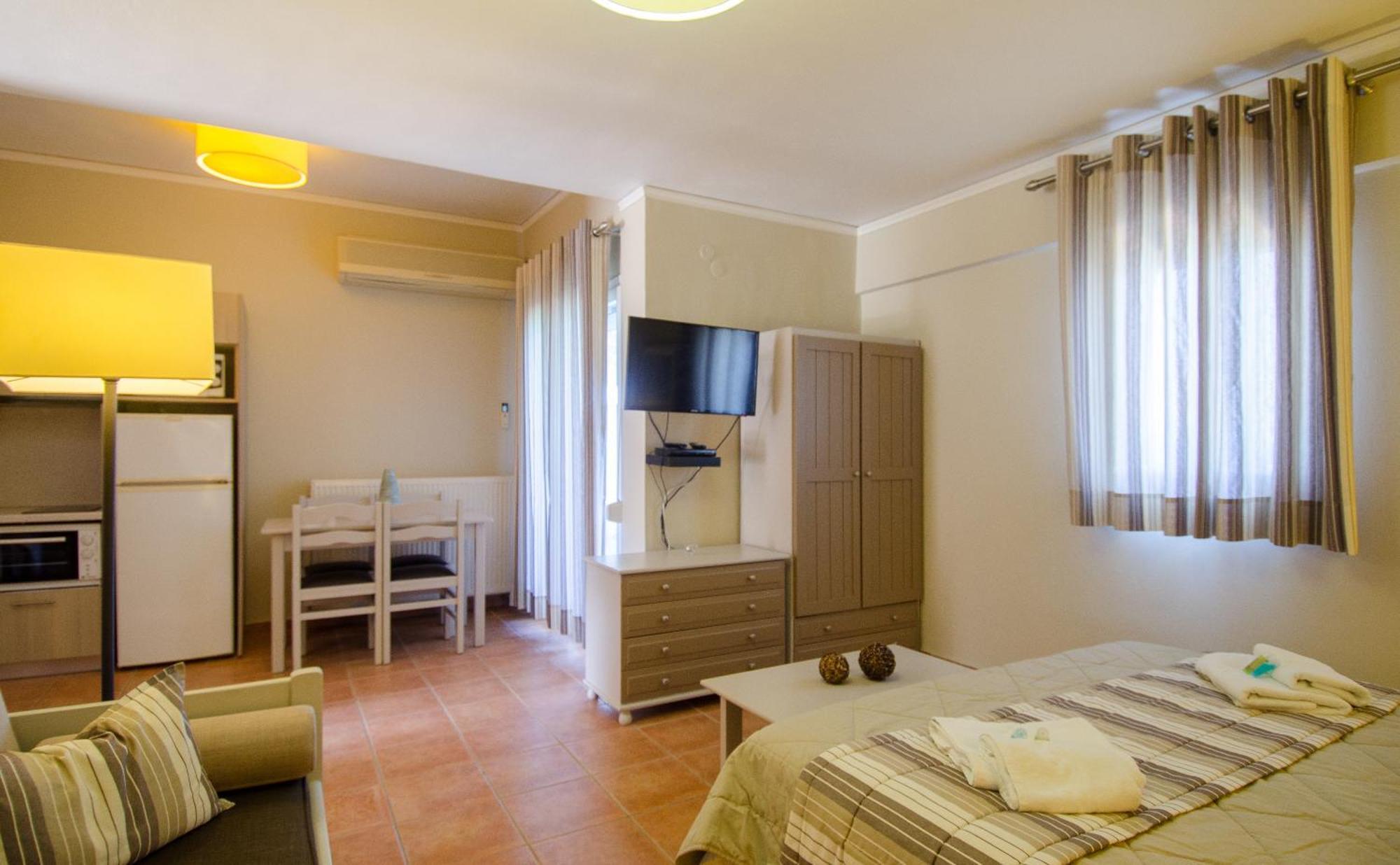 Plaka Studios Karfas Chambre photo